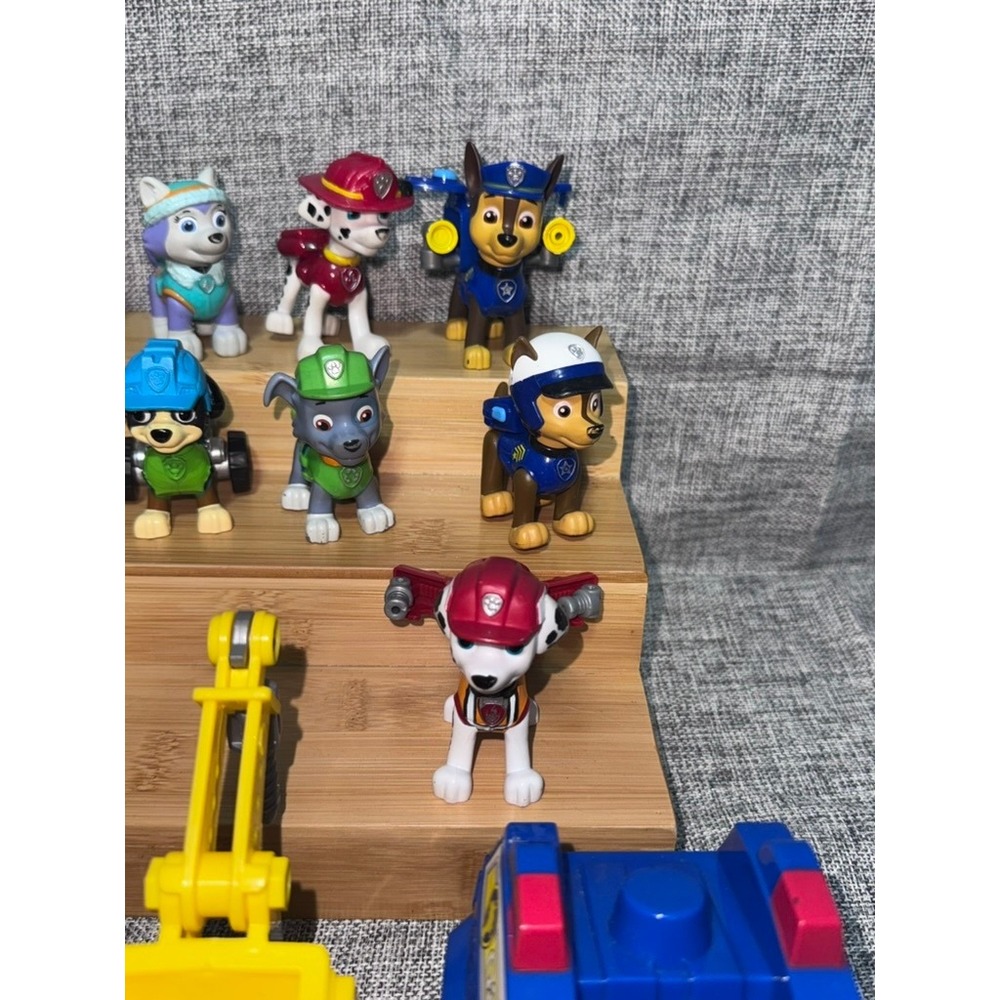 Paw Patrol Toy Lot 12 Figures 4 Vehicles Marshall Chase Skye Rubble Everest - Picture 8 of 10